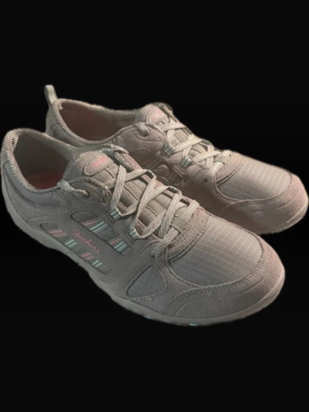 SKECHERS♦️RELAXED FIT MEMORY FOAM SHOE